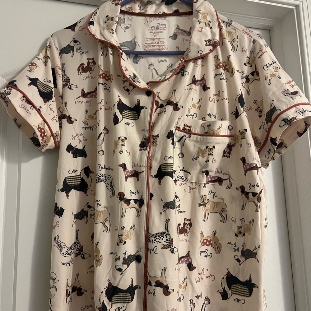 Derek Heart Cream Dog Print Pajama Top